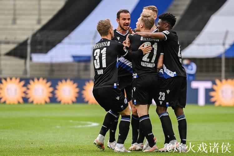 德媒：德甲和德乙本赛季电视收入减少1.5亿欧元